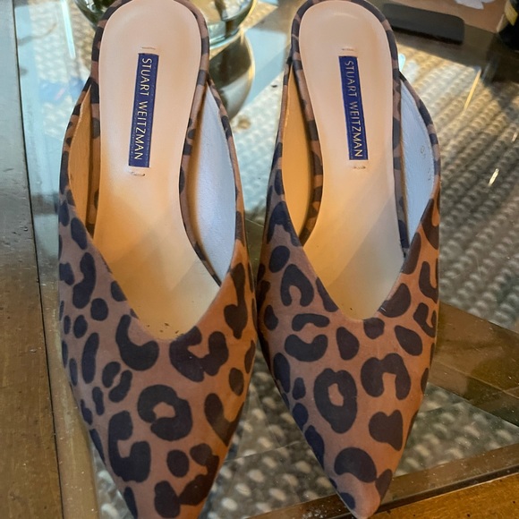 Stuart Weitzman Size 7 cheetah suede heels - Picture 2 of 7